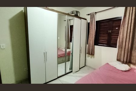 Casa para alugar com 1130m², 3 quartos e 5 vagas Casa para alugar com 1130m², 3 quartos e 5 vagasQuarto 2