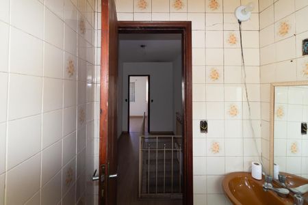 Banheiro social 2 de casa à venda com 3 quartos, 192m² em Chácara Belenzinho, São Paulo