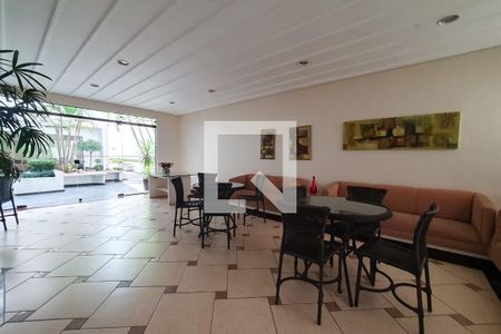 Apartamento à venda com 130m², 4 quartos e 2 vagas Apartamento à venda com 130m², 4 quartos e 2 vagasÁrea comum - Salão de festas
