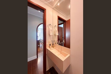 Apartamento à venda com 130m², 4 quartos e 2 vagas Apartamento à venda com 130m², 4 quartos e 2 vagasLavabo
