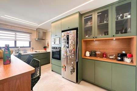 Apartamento à venda com 130m², 4 quartos e 2 vagas Apartamento à venda com 130m², 4 quartos e 2 vagasCozinha