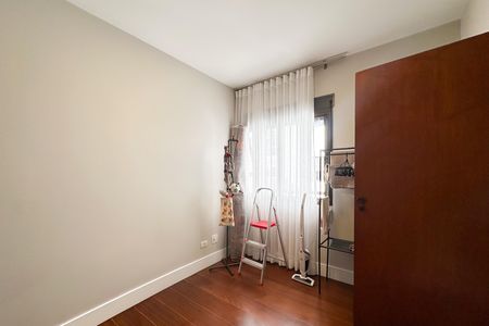 Apartamento à venda com 130m², 4 quartos e 2 vagas Apartamento à venda com 130m², 4 quartos e 2 vagasQuarto 1