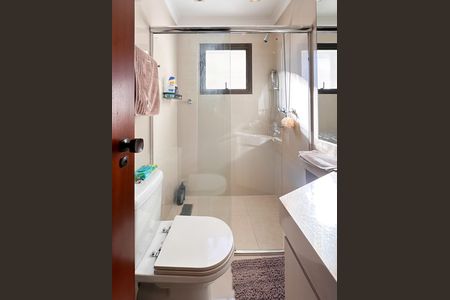 Apartamento à venda com 130m², 4 quartos e 2 vagas Apartamento à venda com 130m², 4 quartos e 2 vagasBanheiro Social