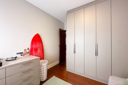 Apartamento à venda com 130m², 4 quartos e 2 vagas Apartamento à venda com 130m², 4 quartos e 2 vagasQuarto 3