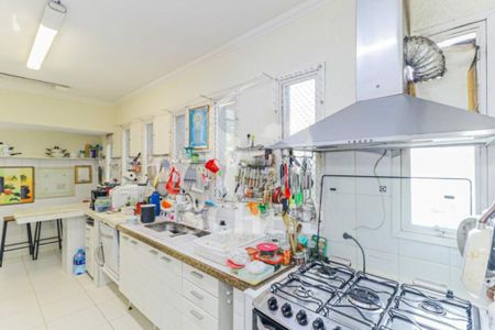 Apartamento à venda com 4 quartos, 185m² em Vila Suzana, São Paulo
