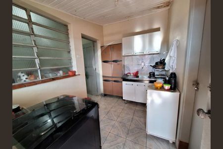 Casa à venda com 3 quartos, 220m² em Vila Maracanã, São Paulo