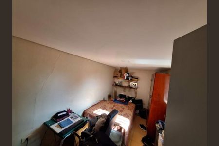 Casa à venda com 3 quartos, 220m² em Vila Maracanã, São Paulo