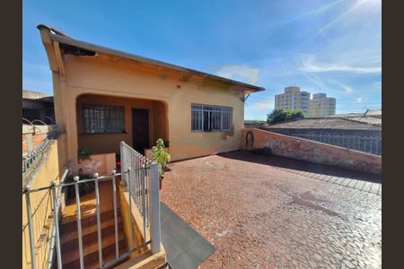 Casa à venda com 3 quartos, 220m² em Vila Maracanã, São Paulo