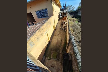 Casa à venda com 3 quartos, 220m² em Vila Maracanã, São Paulo