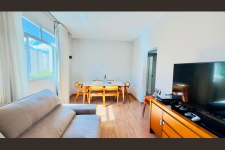 Apartamento à venda com 70m², 2 quartos e 1 vaga