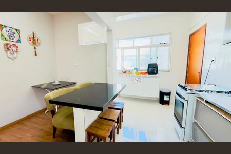 Apartamento à venda com 70m², 2 quartos e 1 vaga