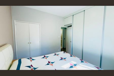 Apartamento à venda com 70m², 2 quartos e 1 vaga