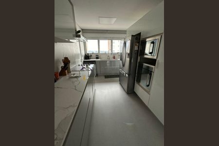 Apartamento à venda com 211m², 3 quartos e 3 vagas
