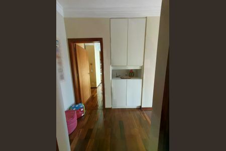 Casa à venda com 4 quartos, 324m² em Santa Cruz, Valinhos
