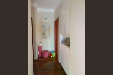 Casa à venda com 4 quartos, 324m² em Santa Cruz, Valinhos