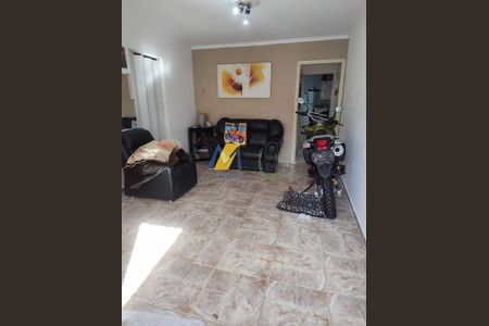 Casa à venda com 3 quartos, 130m² em Parque Oratório, Santo André