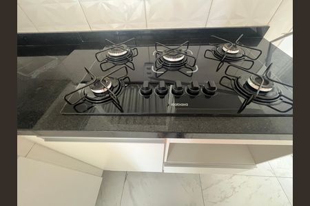 Apartamento para alugar com 75m², 2 quartos e sem vaga