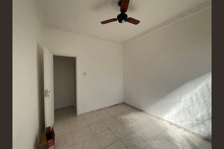 Apartamento para alugar com 75m², 2 quartos e sem vaga