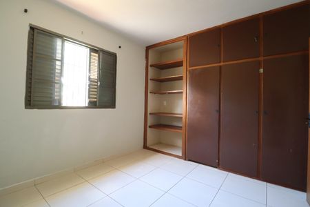 Casa para alugar com 250m², 5 quartos e 2 vagasSuíte