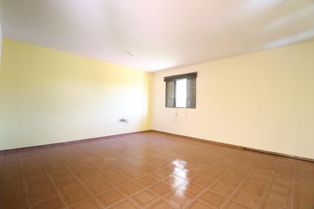 Casa para alugar com 250m², 5 quartos e 2 vagasSala
