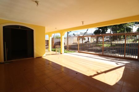 Casa para alugar com 250m², 5 quartos e 2 vagasVaranda 