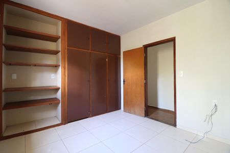 Casa para alugar com 250m², 5 quartos e 2 vagasSuíte