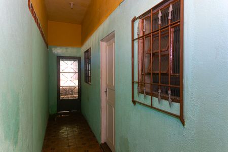Corredor de casa para alugar com 2 quartos, 90m² em Vila Costa Melo, São Paulo
