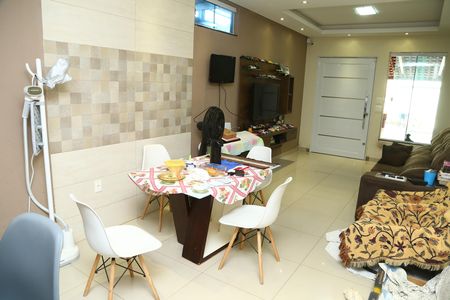 Sala de casa à venda com 4 quartos, 360m² em Setor Recanto das Minas Gerais, Goiânia