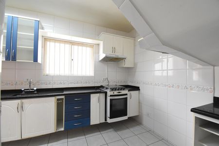 Casa de condomínio à venda com 120m², 3 quartos e 2 vagasCozinha