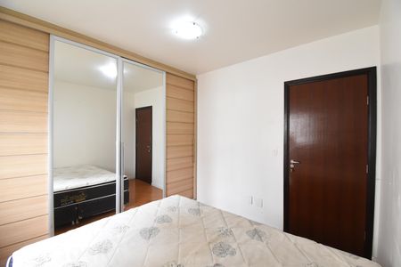 Casa de condomínio à venda com 120m², 3 quartos e 2 vagasQuarto 3