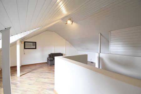 Ático de casa de condomínio à venda com 3 quartos, 120m² em Bacacheri, Curitiba
