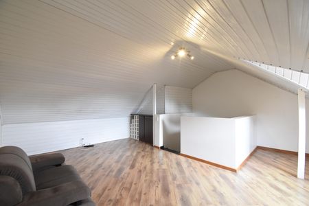 Ático de casa de condomínio à venda com 3 quartos, 120m² em Bacacheri, Curitiba