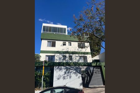 Apartamento para alugar com 3 quartos, 130m² em Novo Glória, Belo Horizonte