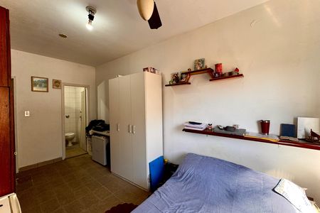 Casa à venda com 154m², 3 quartos e sem vaga