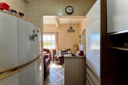 Casa à venda com 154m², 3 quartos e sem vaga