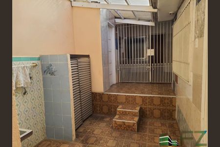 Casa à venda com 225m², 2 quartos e 2 vagas