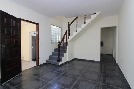 Sala de casa para alugar com 2 quartos, 130m² em Jardim Penha, São Paulo