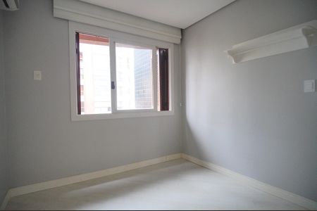 Quarto de apartamento para alugar com 2 quartos, 109m² em Centro, Novo Hamburgo
