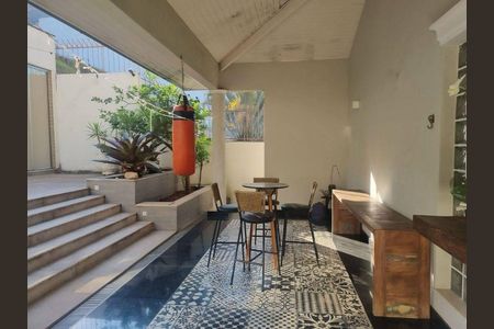 Casa à venda com 4 quartos, 416m² em São Bento, Belo Horizonte