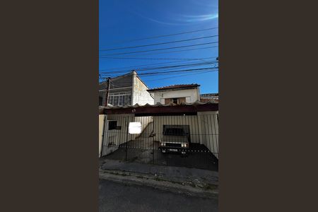 Fachada de casa à venda com 2 quartos, 156m² em Vila Francisco Matarazzo, Santo André