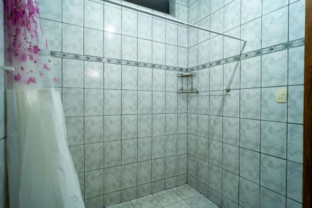 Casa para alugar com 190m², 3 quartos e 1 vaga Casa para alugar com 190m², 3 quartos e 1 vagaBanheiro da Suíte