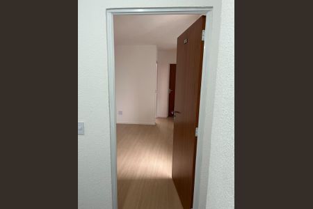 Sala de apartamento para alugar com 2 quartos, 43m² em Marapicu, Nova Iguaçu