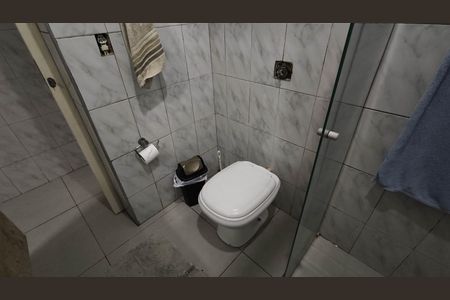 Casa para alugar com 100m², 2 quartos e 1 vaga Casa para alugar com 100m², 2 quartos e 1 vagaBanheiro Social