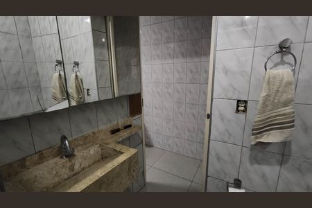 Casa para alugar com 100m², 2 quartos e 1 vaga Casa para alugar com 100m², 2 quartos e 1 vagaBanheiro Social