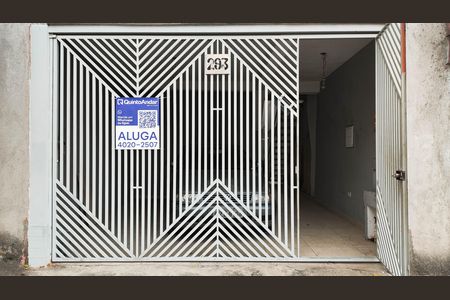 Casa para alugar com 100m², 2 quartos e 1 vaga Casa para alugar com 100m², 2 quartos e 1 vagaFachada