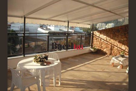 Apartamento à venda com 5 quartos, 400m² em Barra da Tijuca, Rio de Janeiro
