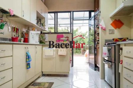 Apartamento à venda com 5 quartos, 400m² em Barra da Tijuca, Rio de Janeiro