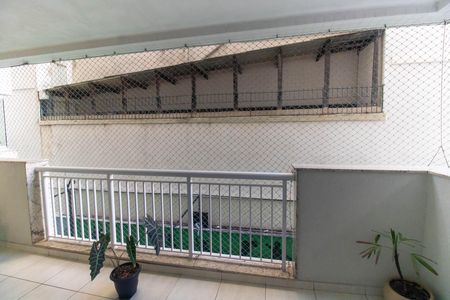 Apartamento à venda com 83m², 2 quartos e 1 vaga Apartamento à venda com 83m², 2 quartos e 1 vagaVista do Quarto