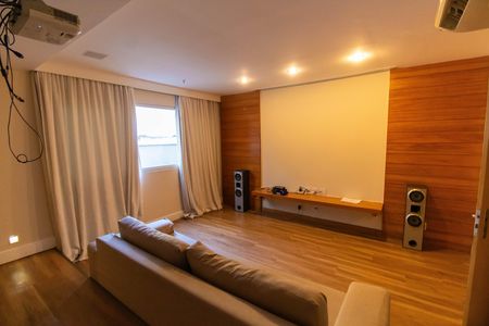 Apartamento à venda com 83m², 2 quartos e 1 vaga Apartamento à venda com 83m², 2 quartos e 1 vagaÁrea comum