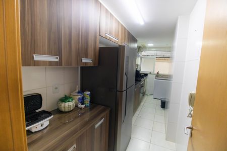 Apartamento à venda com 83m², 2 quartos e 1 vaga Apartamento à venda com 83m², 2 quartos e 1 vagaCozinha e Área de Serviço